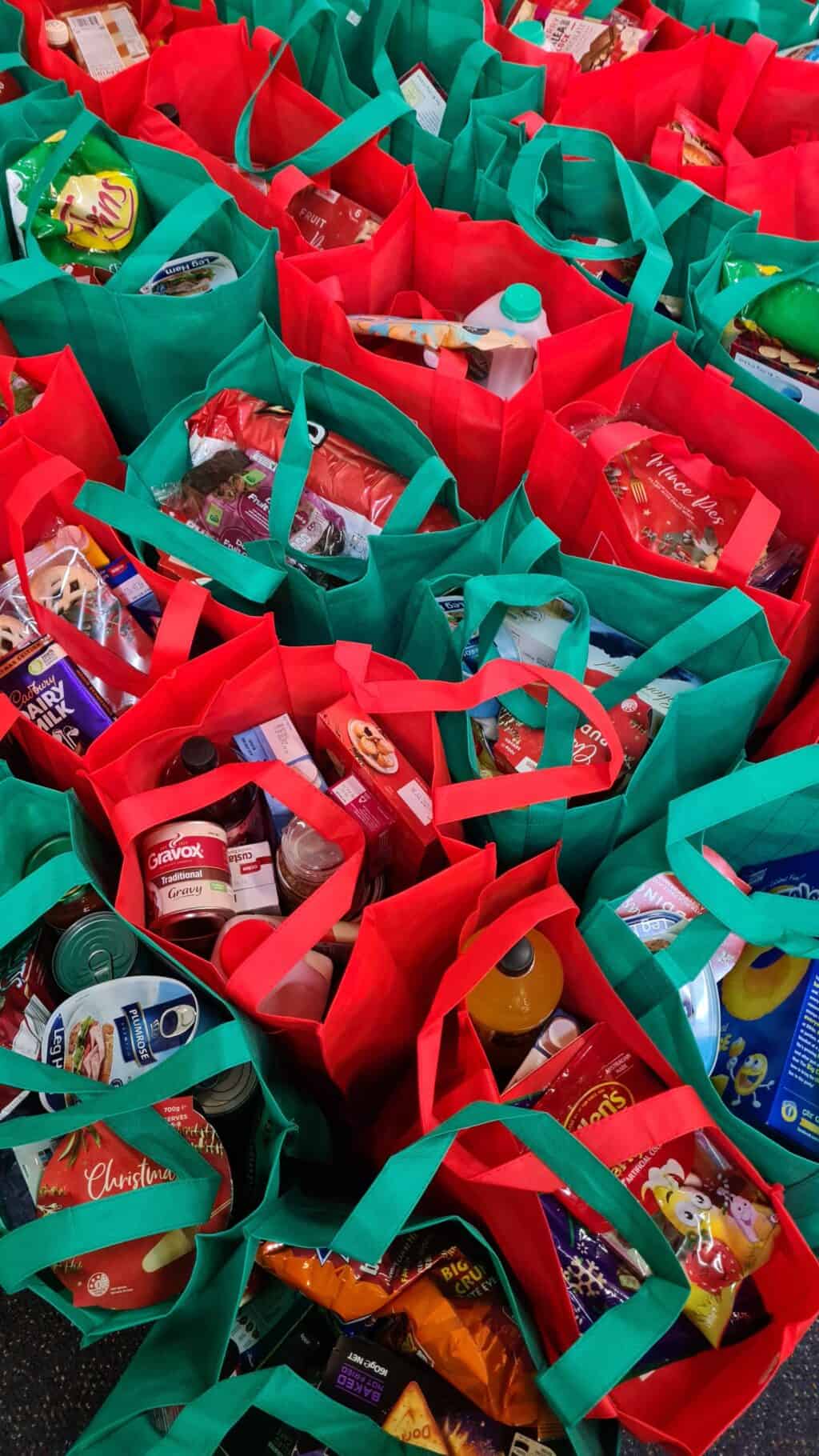 shopping bags with food