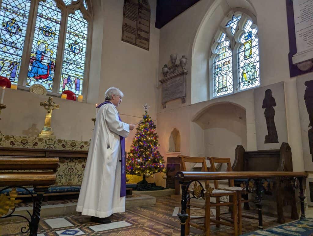 Archdeacon Janet Mackenzie blesses the window (1)
